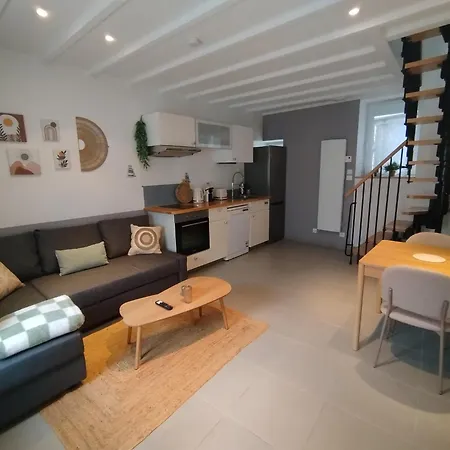 Maison Typique Renovee, Calme Et Апартаменты